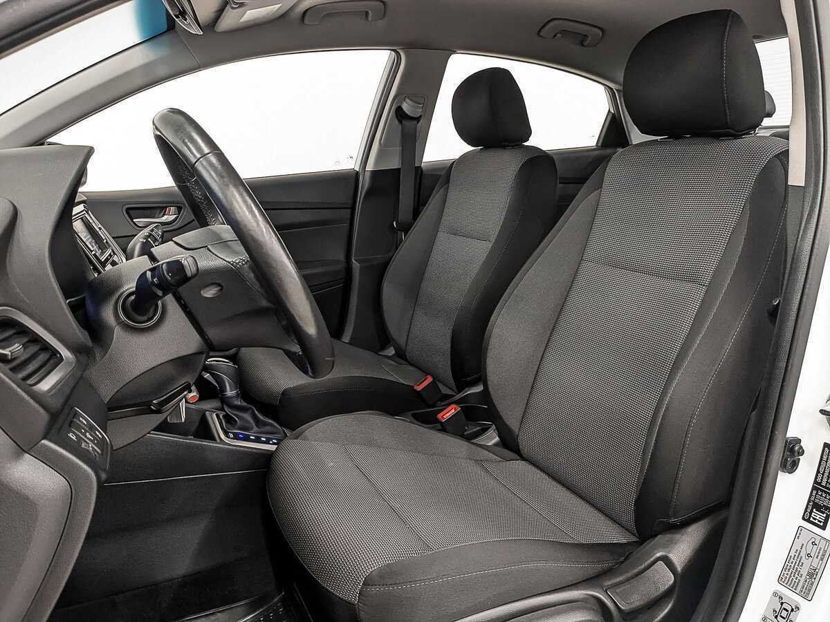 Hyundai Solaris с пробегом — 2017 год. Фото: #19