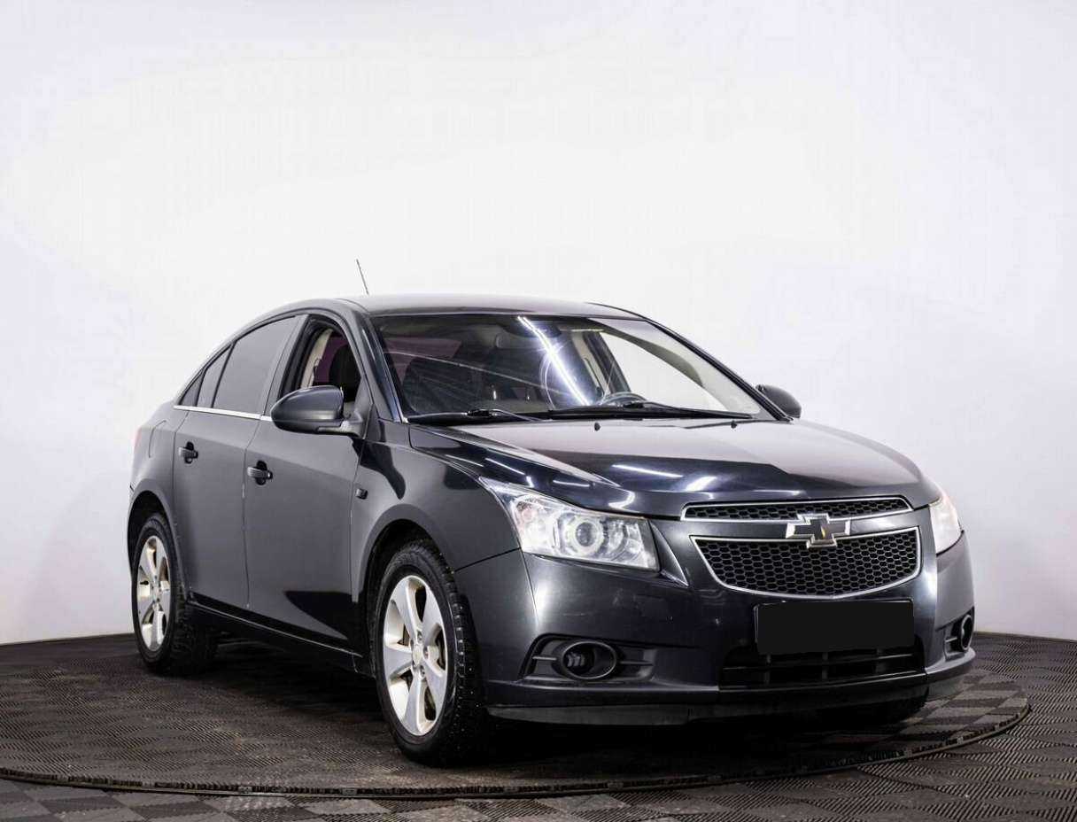 Chevrolet Cruze с пробегом — 2012 год. Фото: #2