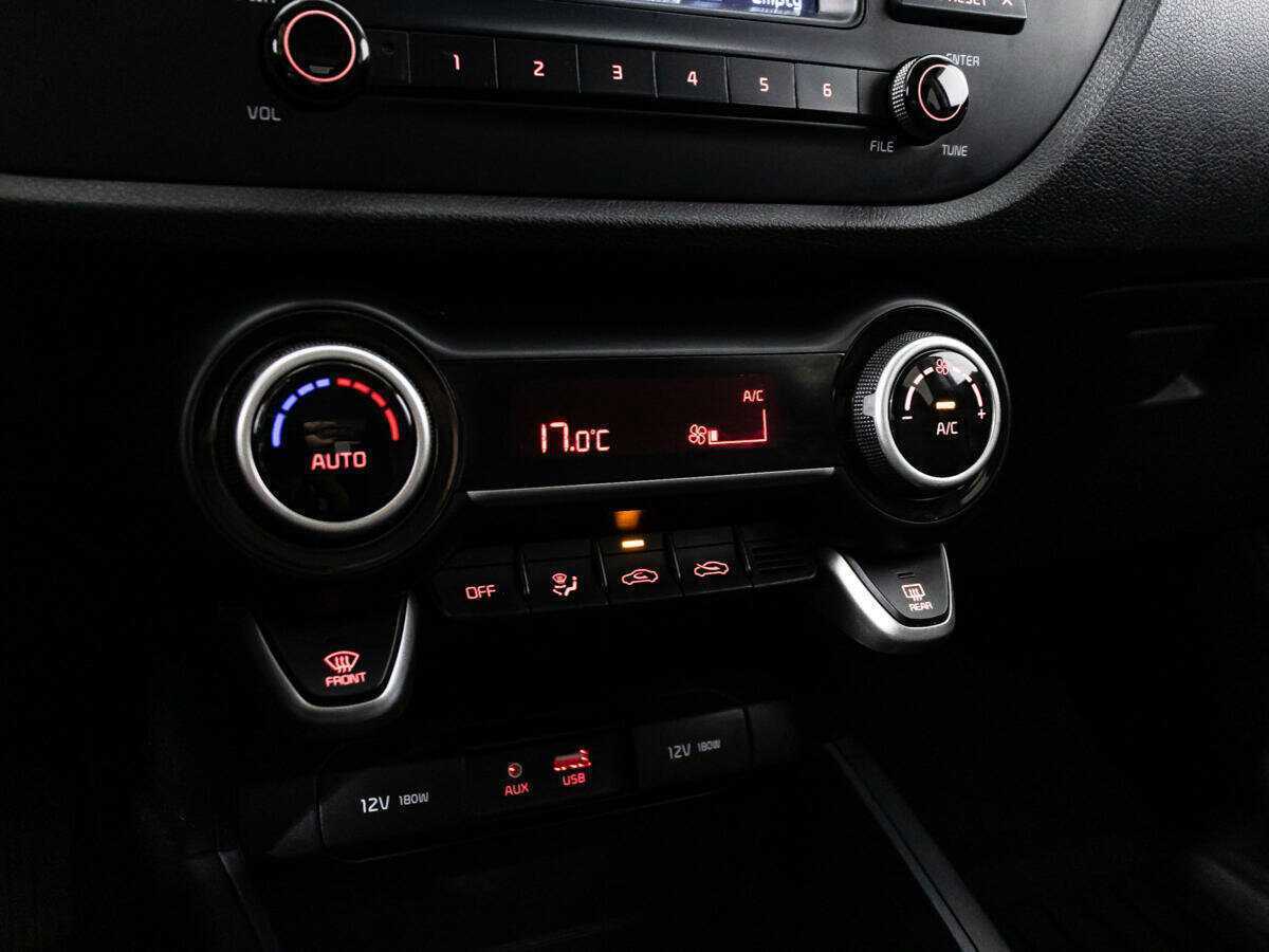 Kia Rio с пробегом — 2018 год. Фото: #14