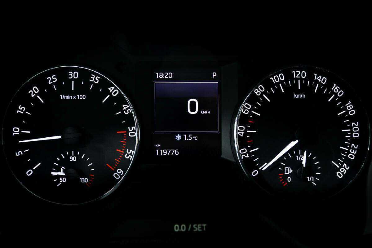 Skoda Octavia с пробегом — 2015 год. Фото: #9