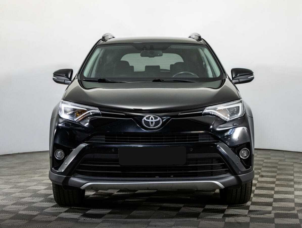 Toyota RAV4 с пробегом — 2016 год. Фото: #1