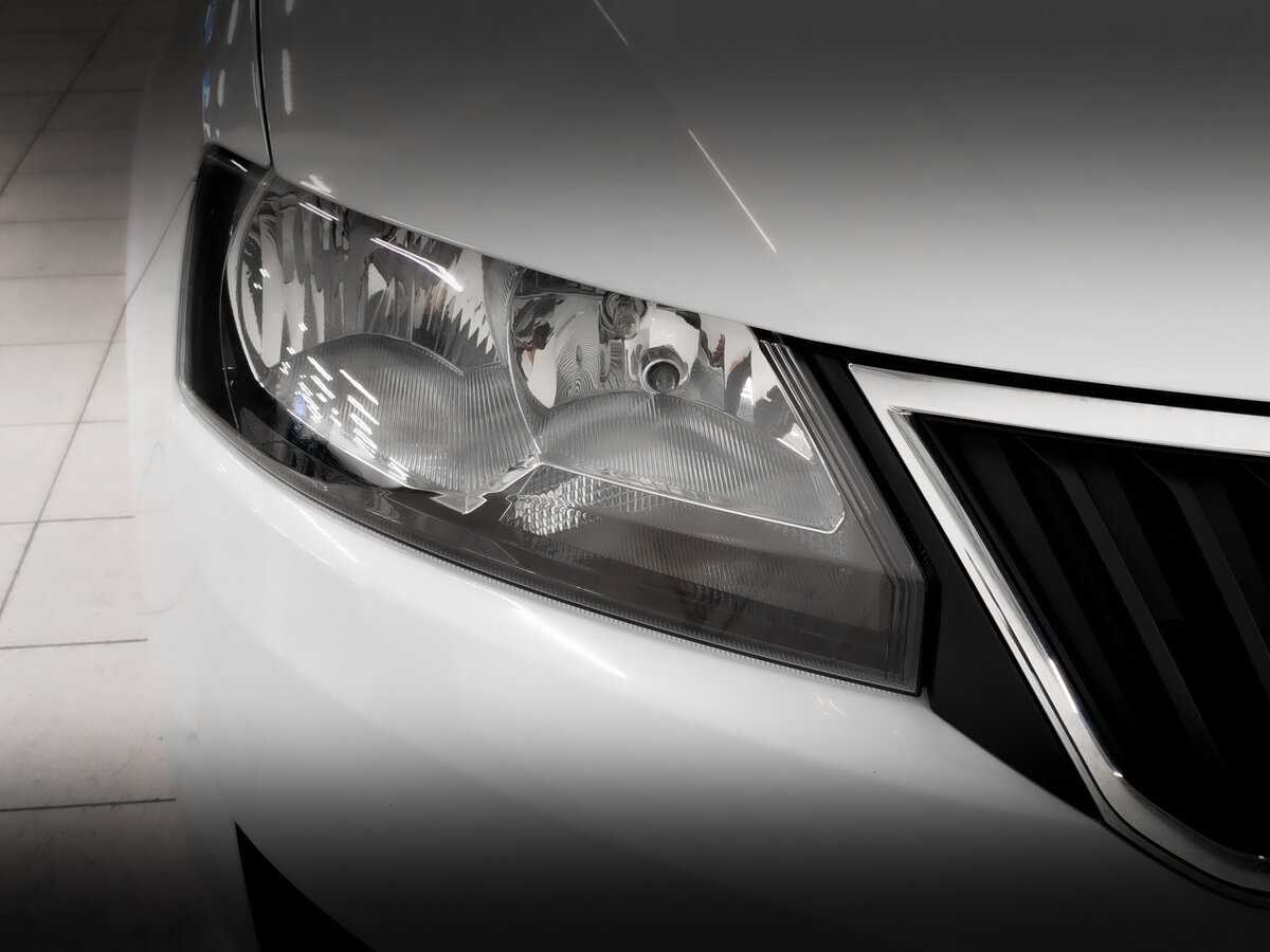 Skoda Rapid с пробегом — 2017 год. Фото: #16