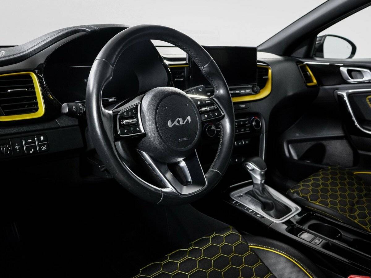 Kia XCeed с пробегом — 2021 год. Фото: #13