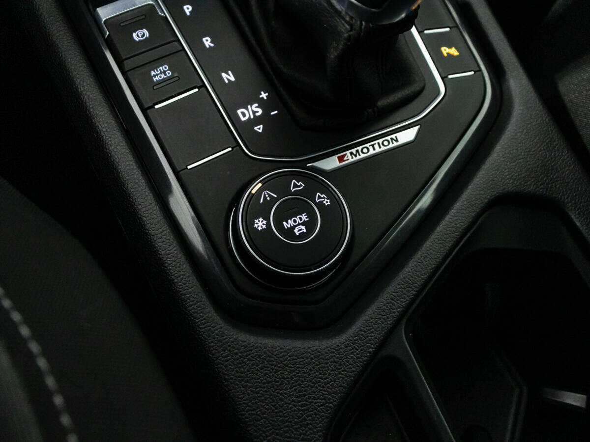 Volkswagen Tiguan с пробегом — 2018 год. Фото: #16