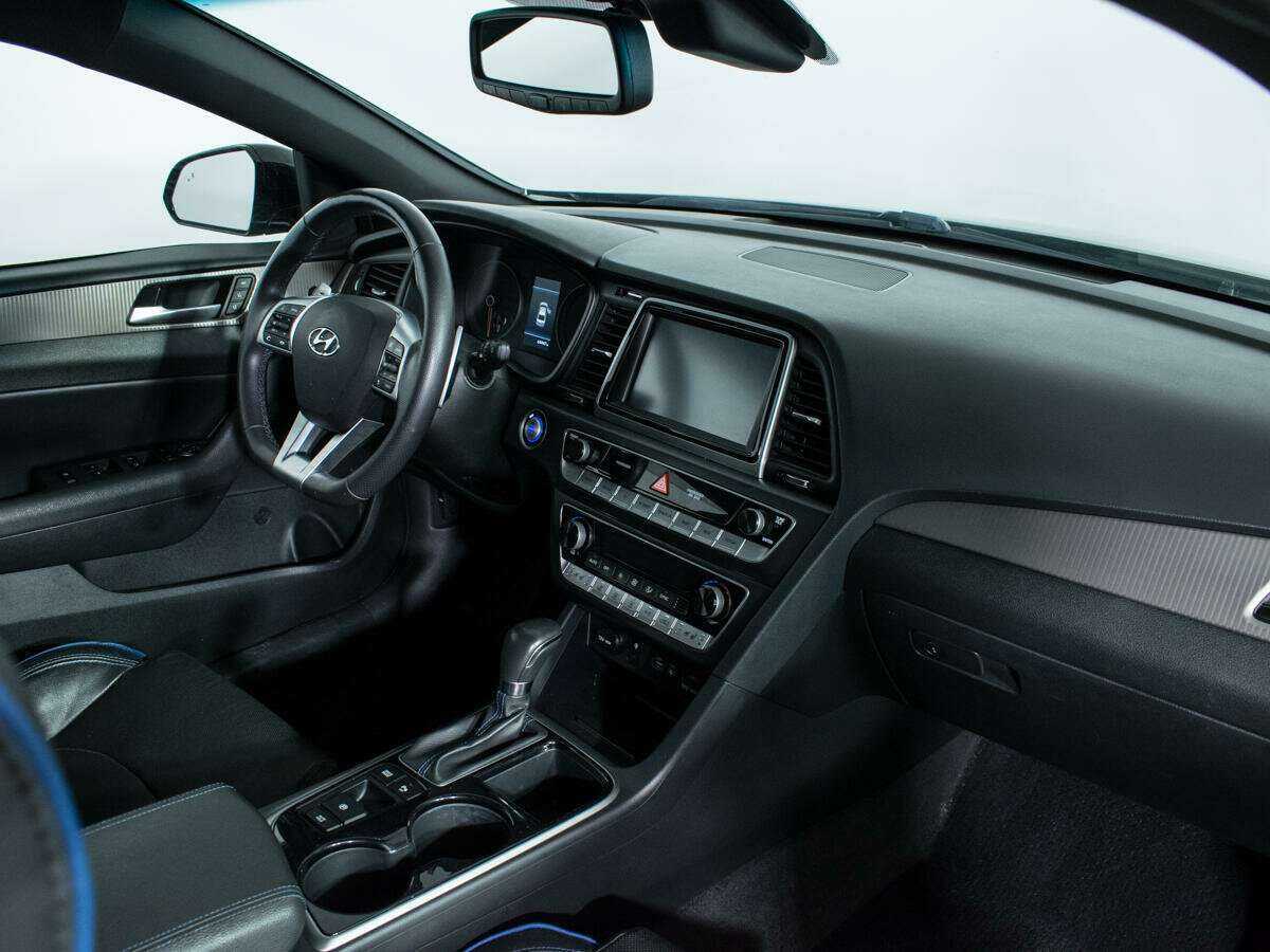 Hyundai Sonata с пробегом — 2018 год. Фото: #8