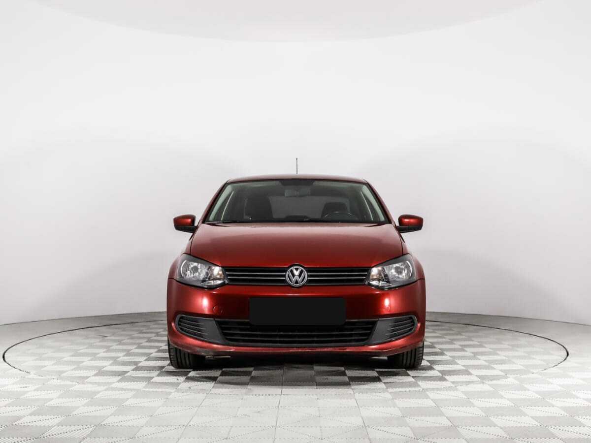 Volkswagen Polo с пробегом — 2012 год. Фото: #1