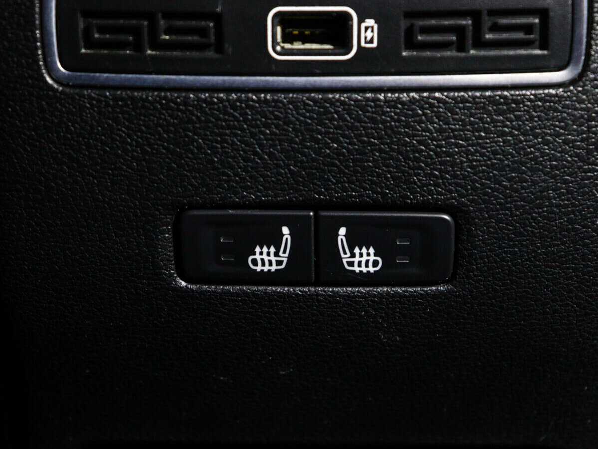 Geely Coolray с пробегом — 2022 год. Фото: #15