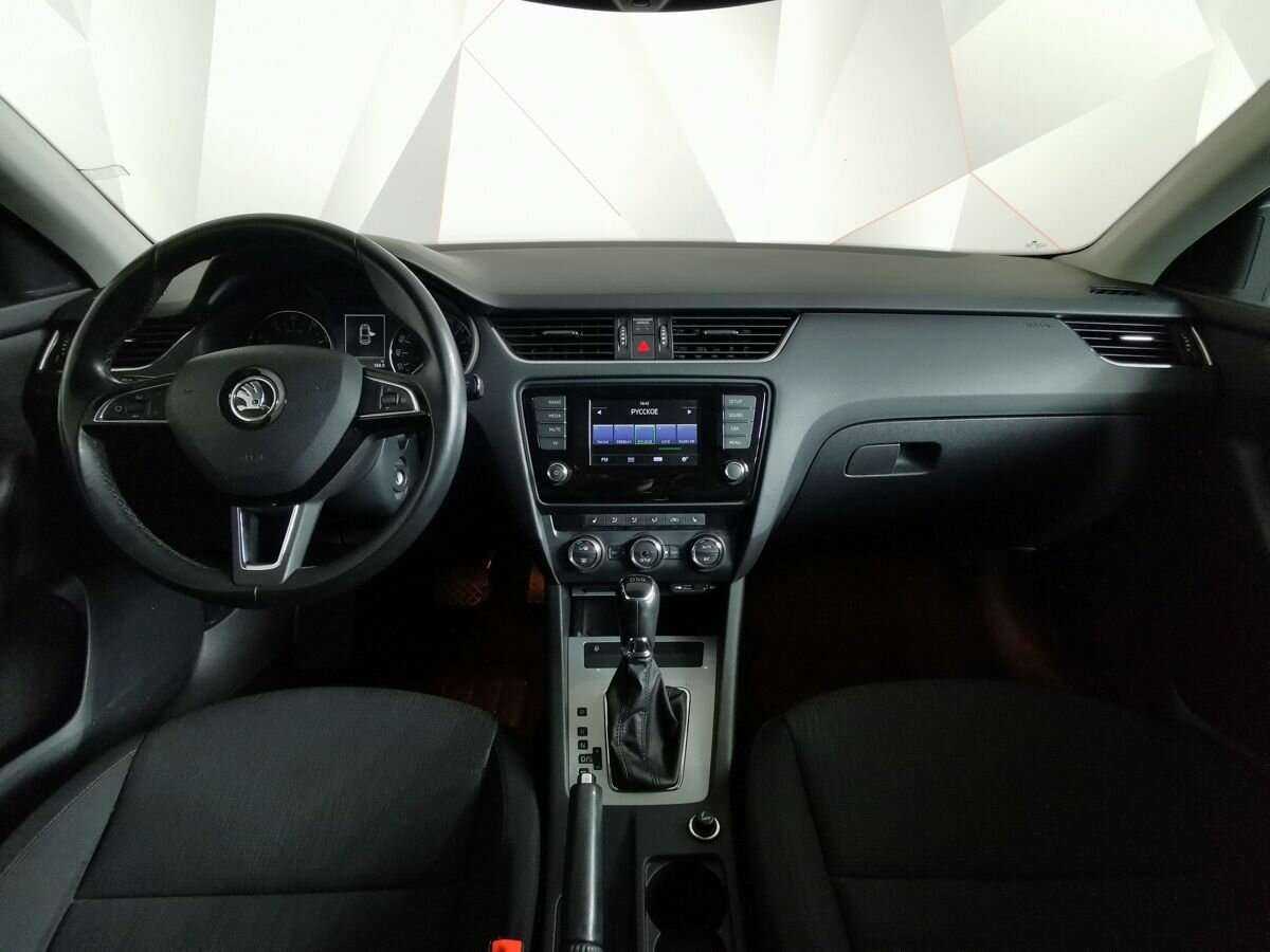 Skoda Octavia с пробегом — 2013 год. Фото: #13