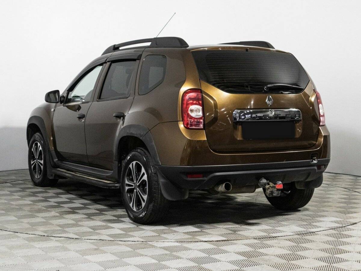 Renault Duster с пробегом — 2014 год. Фото: #6