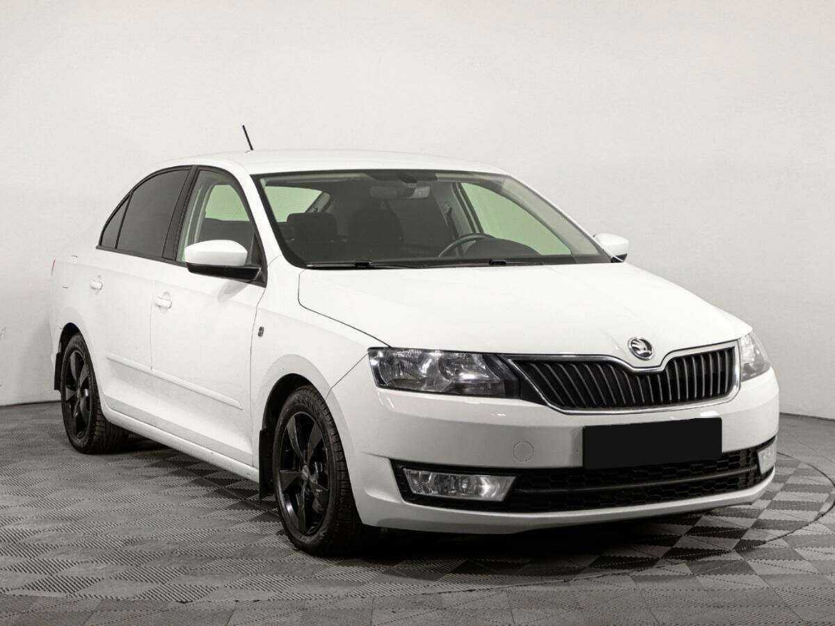 Skoda Rapid с пробегом — 2016 год. Фото: #2