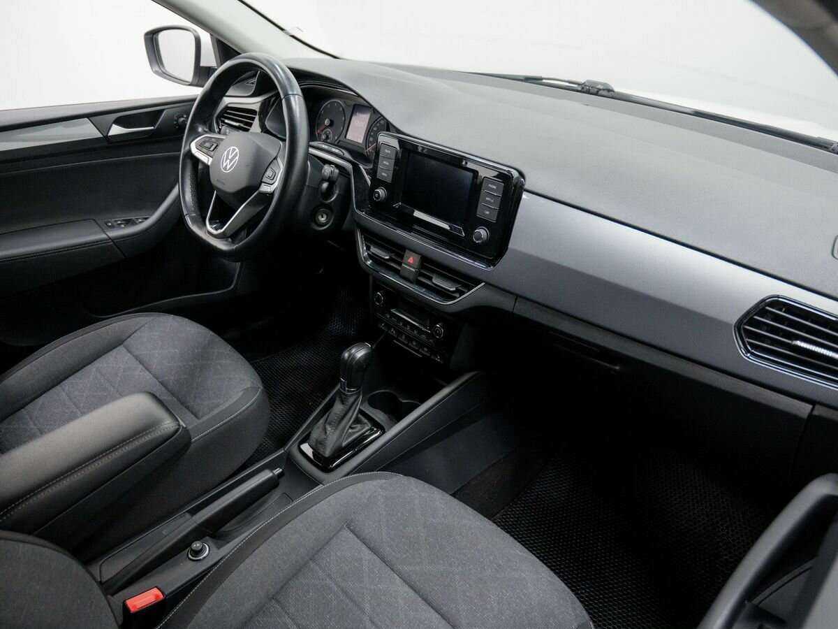 Volkswagen Polo с пробегом — 2020 год. Фото: #6