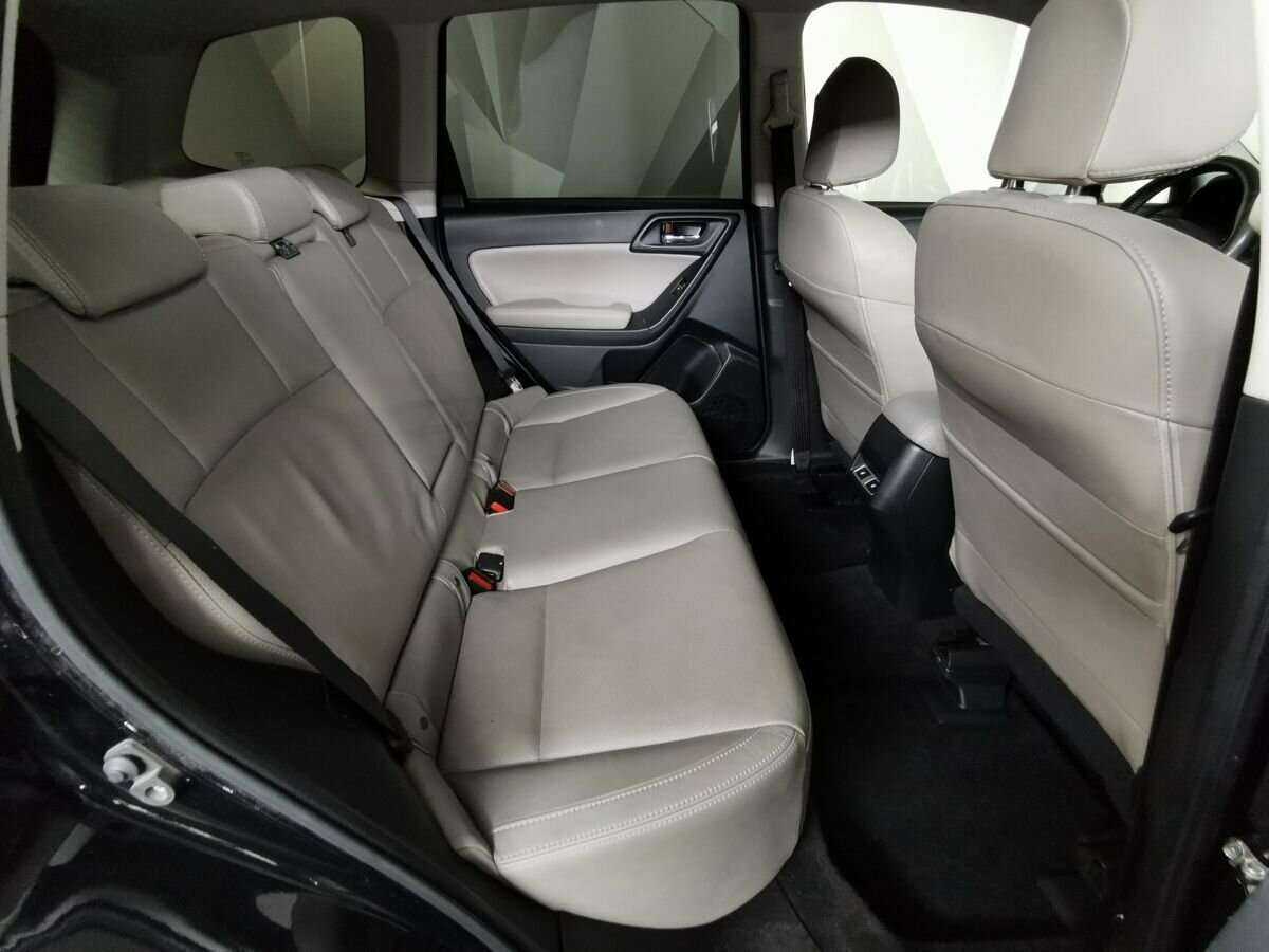 Subaru Forester с пробегом — 2016 год. Фото: #11