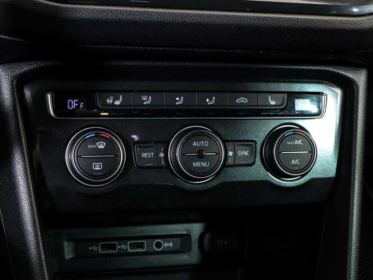 Volkswagen Tiguan с пробегом — 2018 год. Фото: #13