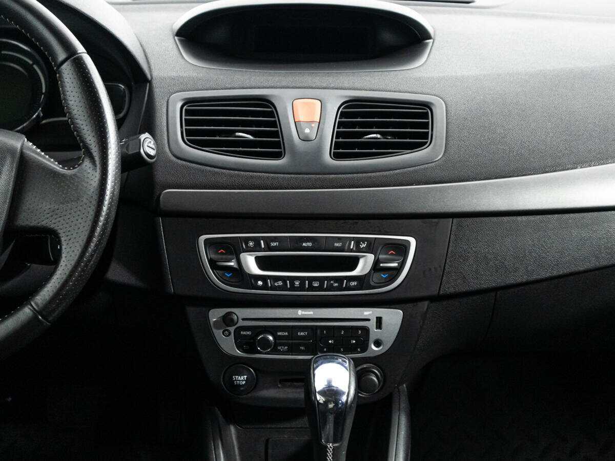 Renault Megane с пробегом — 2014 год. Фото: #13