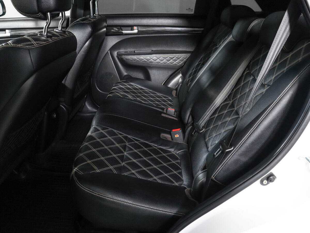 Kia Sorento с пробегом — 2012 год. Фото: #8