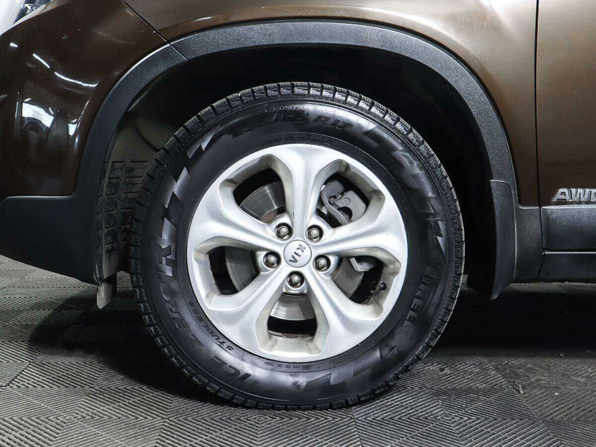 Kia Sorento с пробегом — 2017 год. Фото: #18