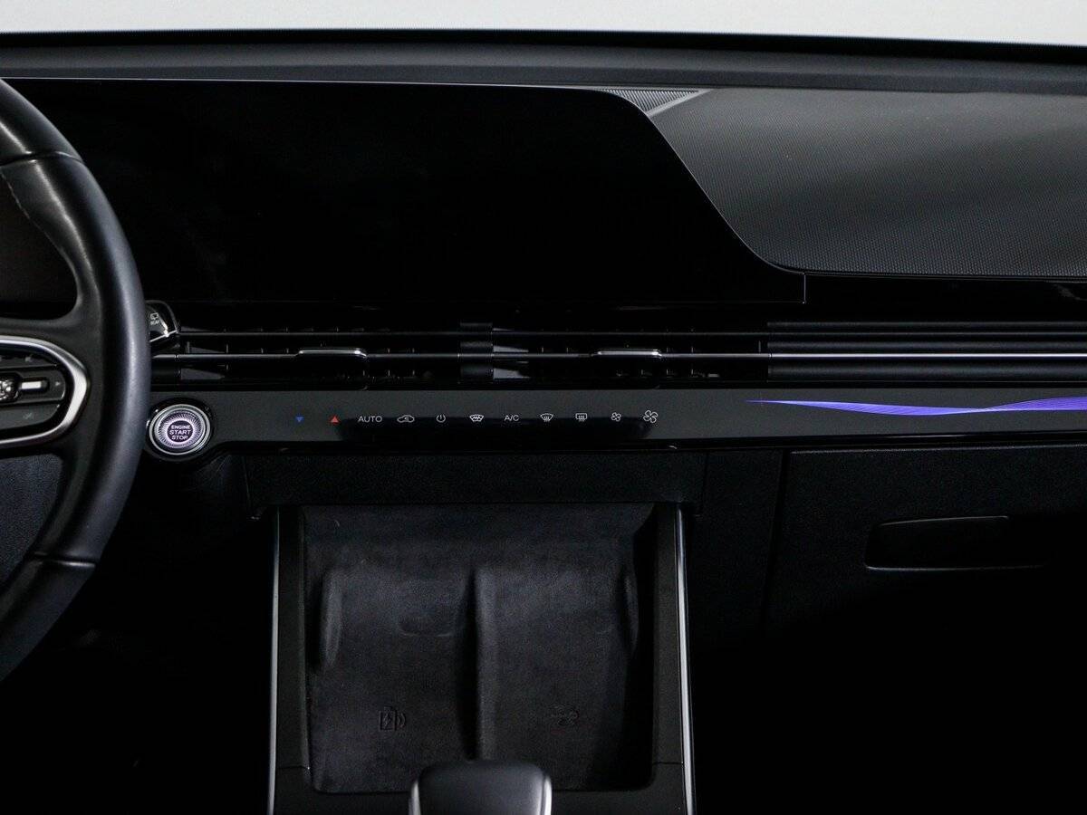 OMODA C5 с пробегом — 2022 год. Фото: #12