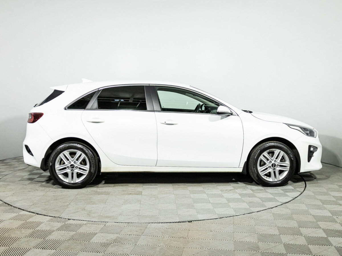 Kia Ceed с пробегом — 2019 год. Фото: #3