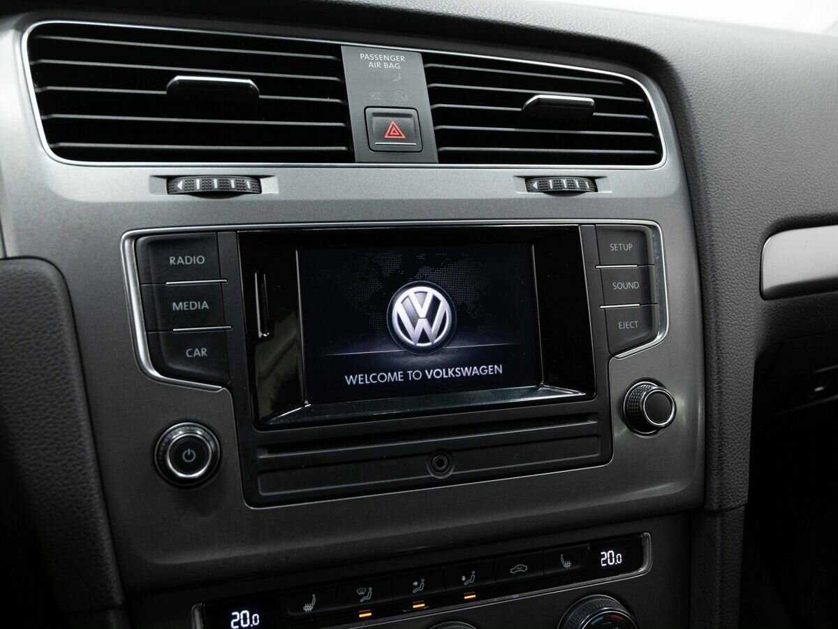 Volkswagen Golf с пробегом — 2013 год. Фото: #16