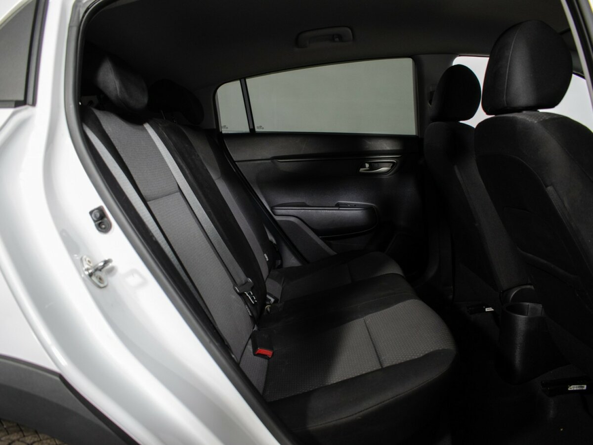 Kia Rio с пробегом — 2021 год. Фото: #7