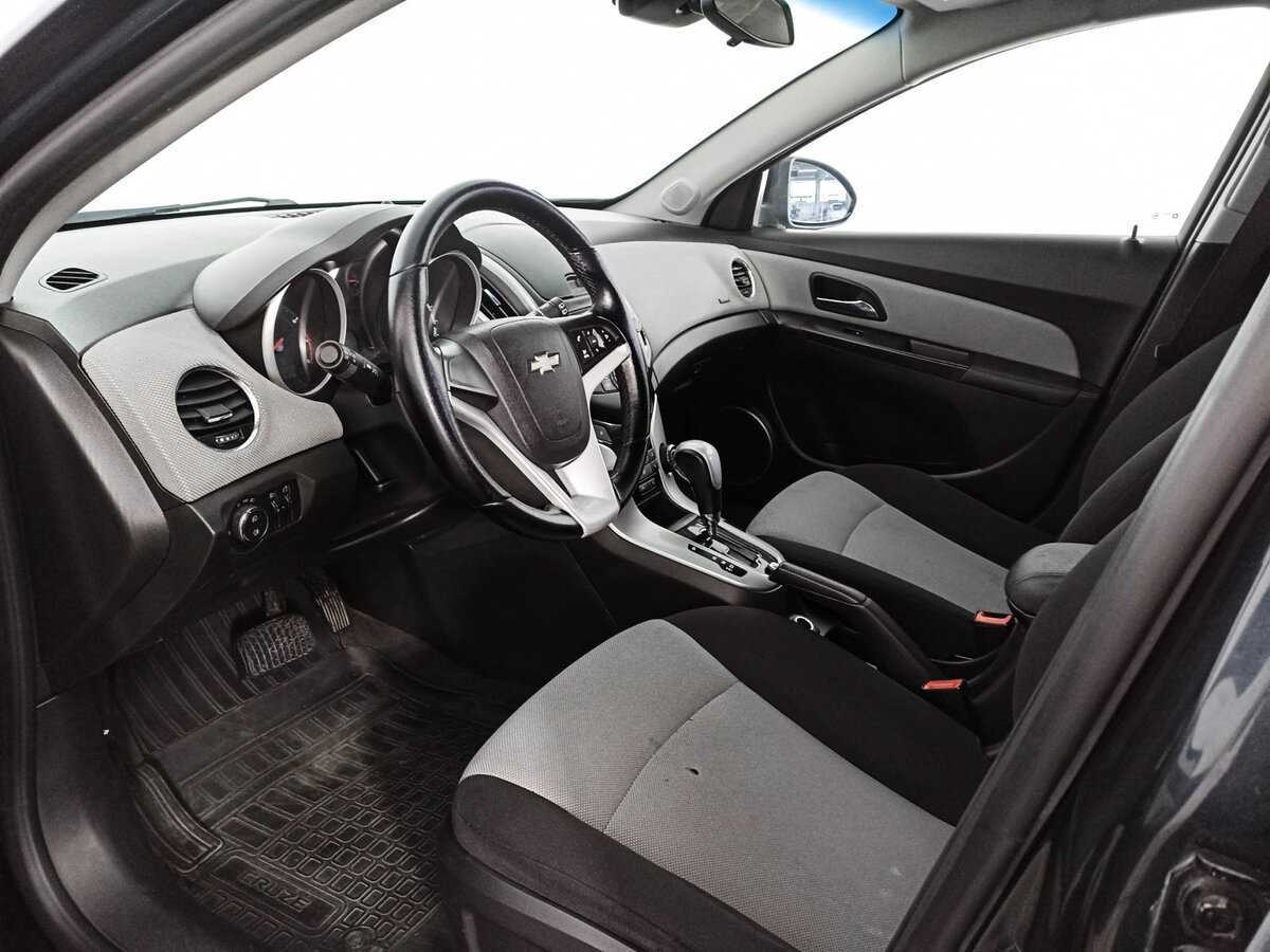 Chevrolet Cruze с пробегом — 2014 год. Фото: #13