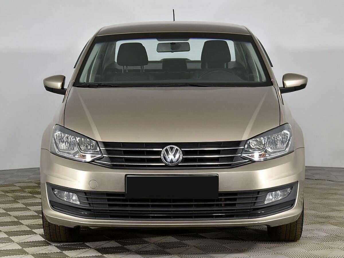 Volkswagen Polo с пробегом — 2020 год. Фото: #2