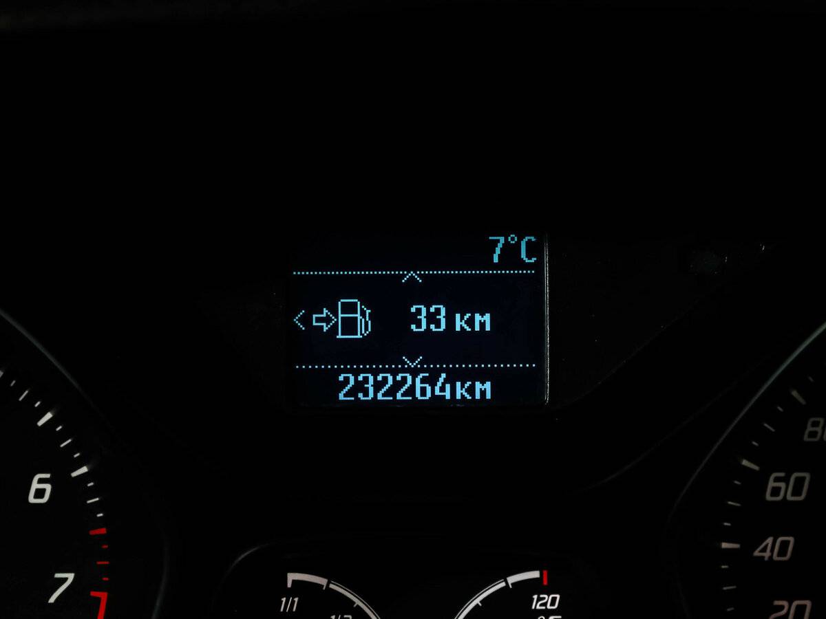 Ford Focus с пробегом — 2012 год. Фото: #13