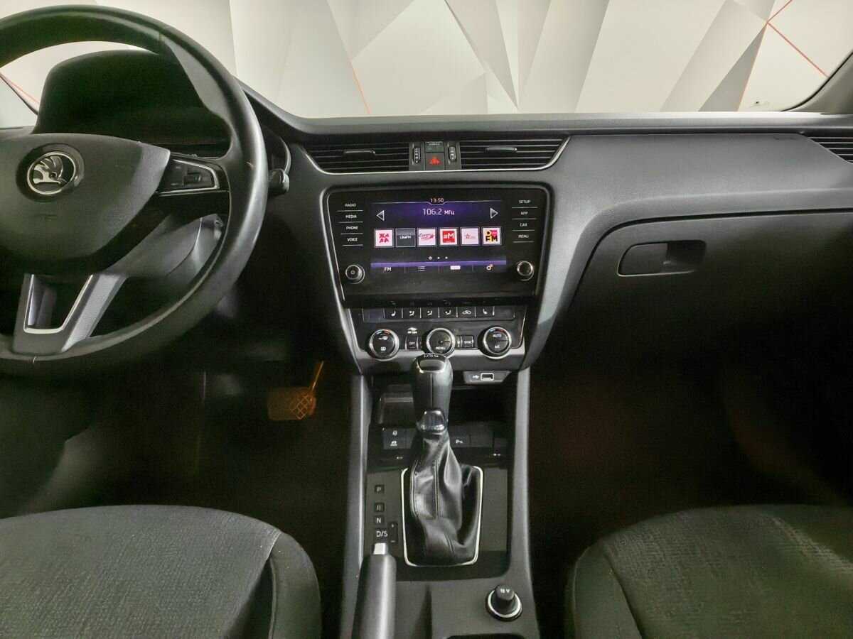 Skoda Octavia с пробегом — 2019 год. Фото: #10