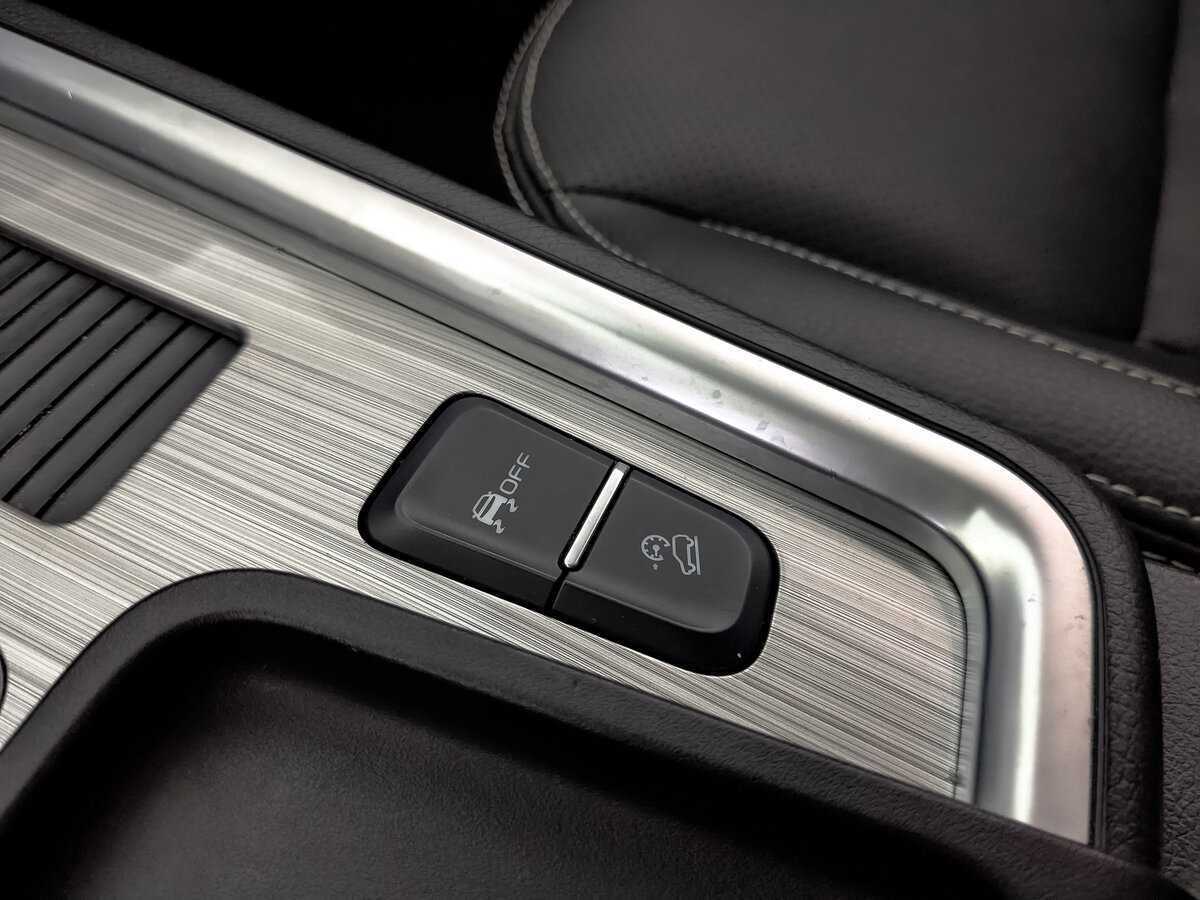 Geely Emgrand X7 с пробегом — 2019 год. Фото: #25