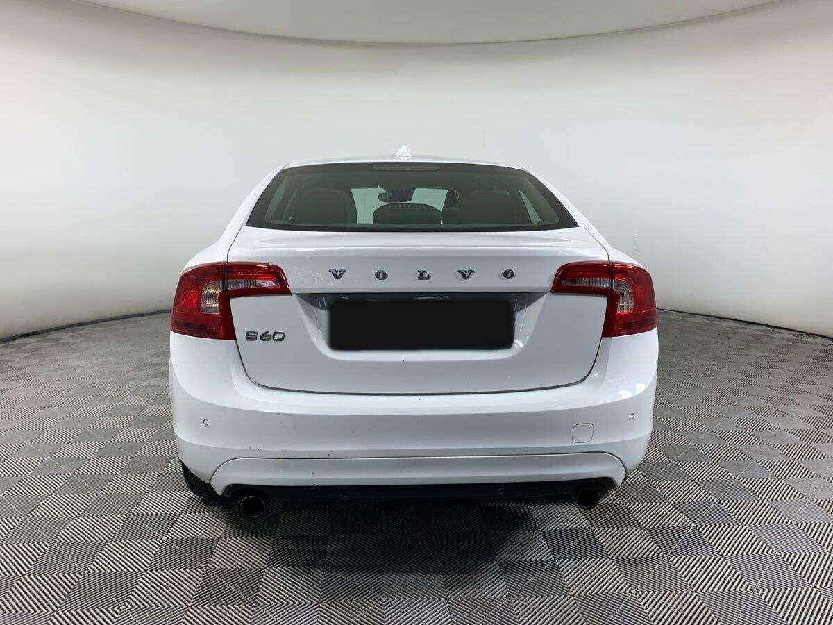 Volvo S60 с пробегом — 2014 год. Фото: #5