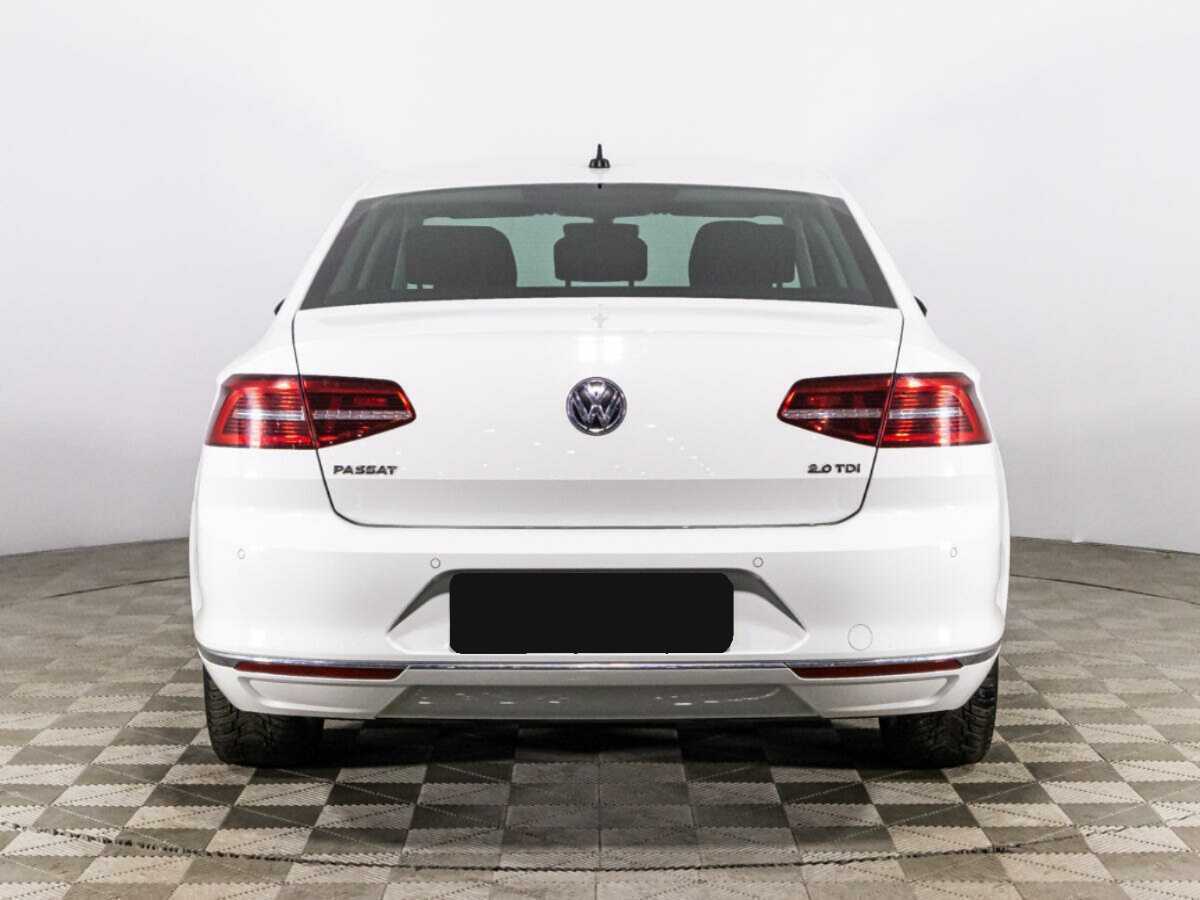 Volkswagen Passat с пробегом — 2017 год. Фото: #5