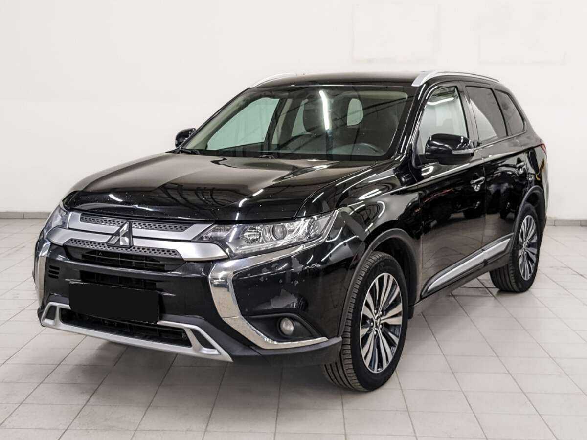 Mitsubishi Outlander с пробегом — 2020 год. Посмотреть фото