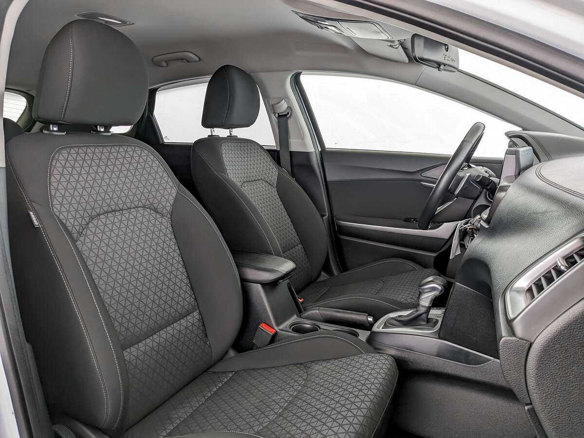 Kia Ceed с пробегом — 2018 год. Фото: #18