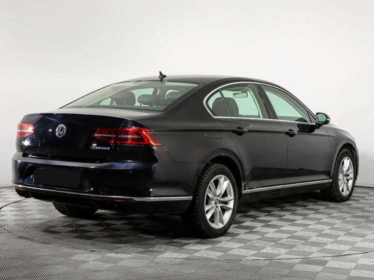 Volkswagen Passat с пробегом — 2016 год. Фото: #4