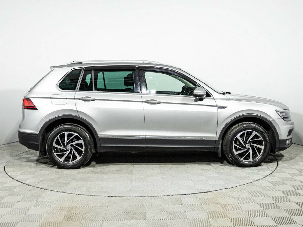 Volkswagen Tiguan с пробегом — 2018 год. Фото: #3