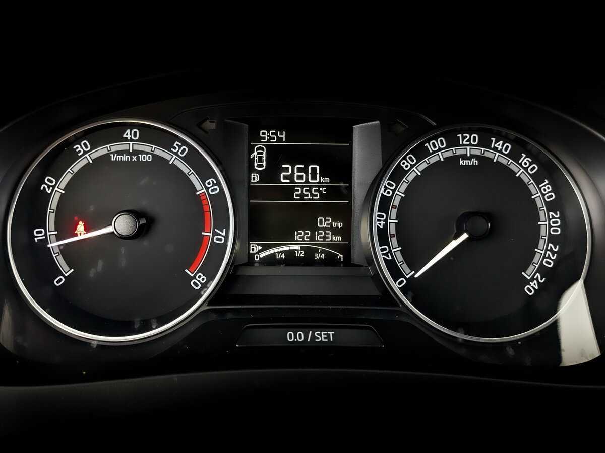 Skoda Rapid с пробегом — 2018 год. Фото: #10