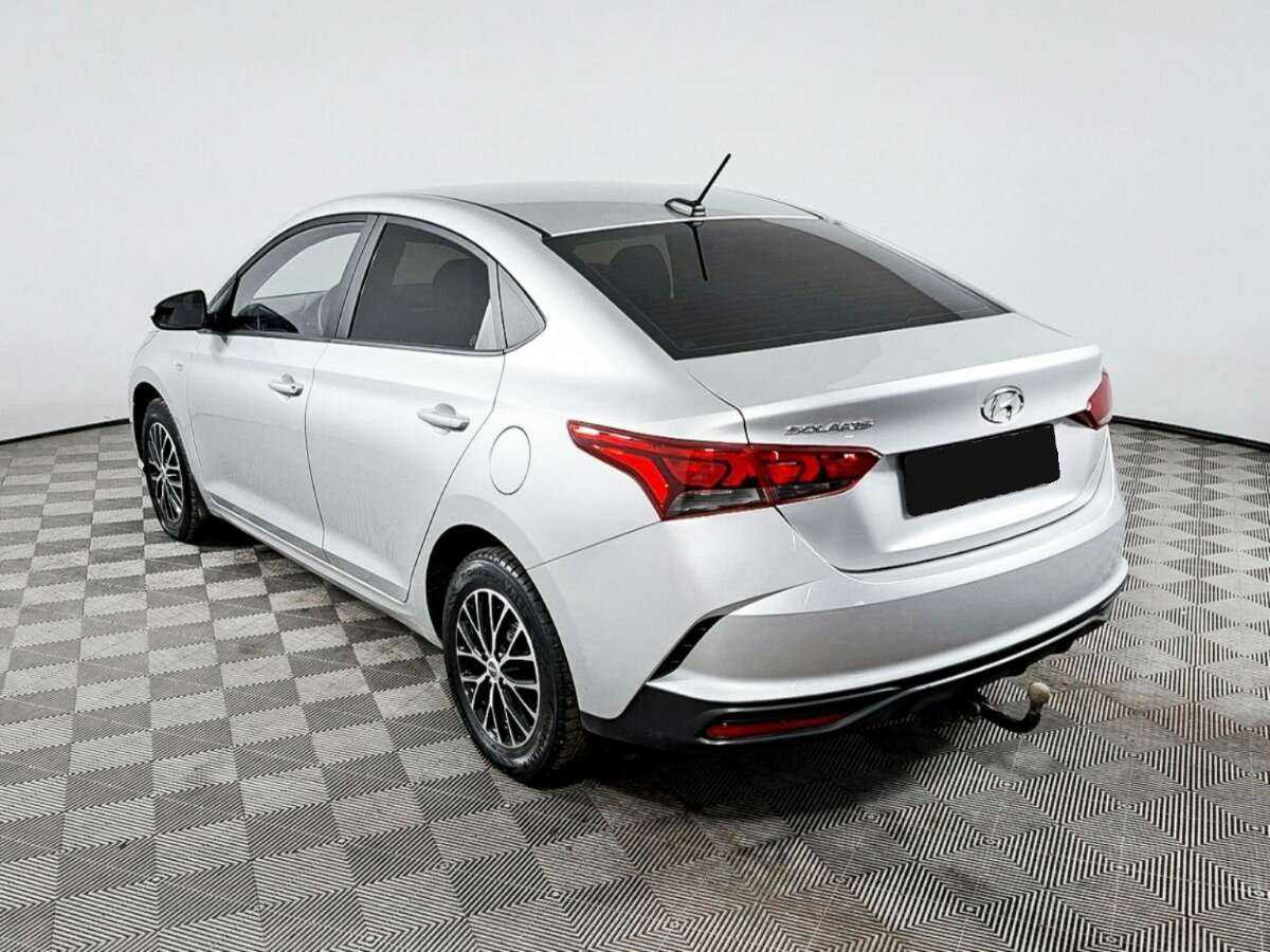 Hyundai Solaris с пробегом — 2021 год. Фото: #5