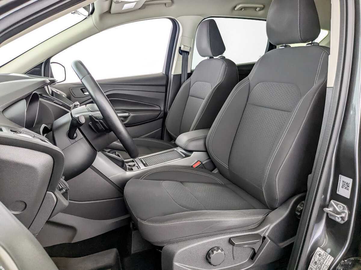Ford Kuga с пробегом — 2018 год. Фото: #15