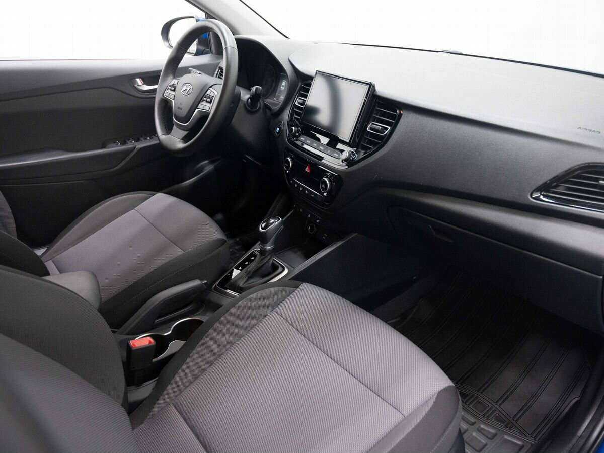 Hyundai Solaris с пробегом — 2021 год. Фото: #12