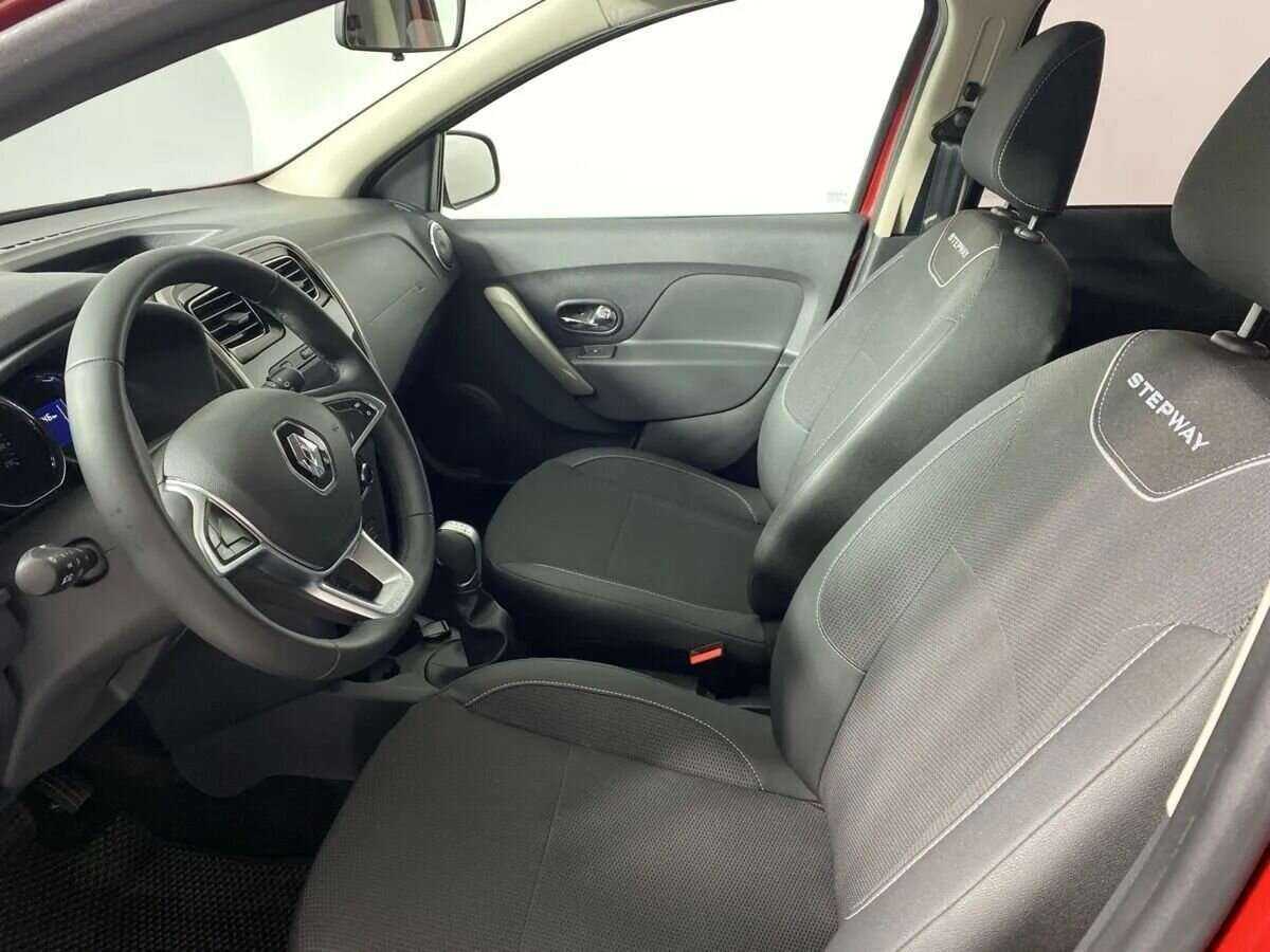 Renault Sandero с пробегом — 2021 год. Фото: #10