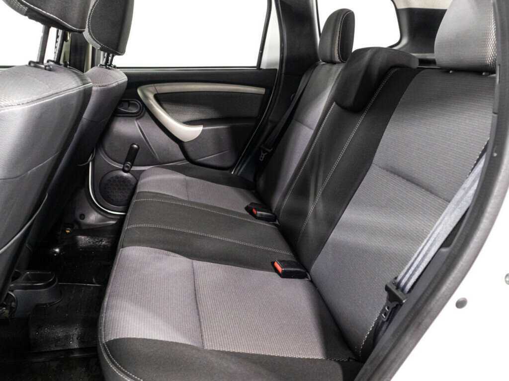 Renault Duster с пробегом — 2014 год. Фото: #9