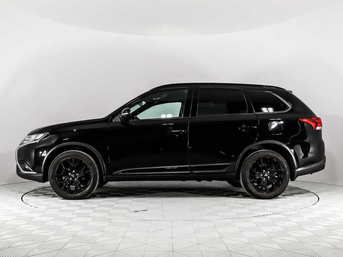 Mitsubishi Outlander с пробегом — 2021 год. Фото: #7