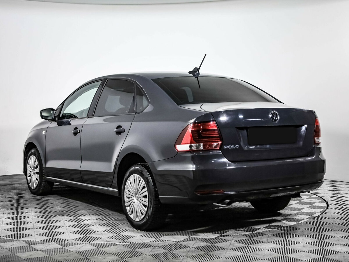 Volkswagen Polo с пробегом — 2018 год. Фото: #5
