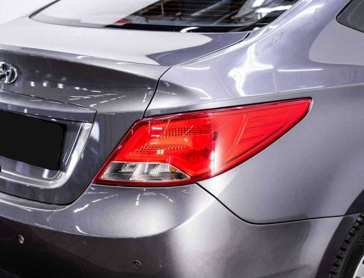 Hyundai Solaris с пробегом — 2015 год. Фото: #24