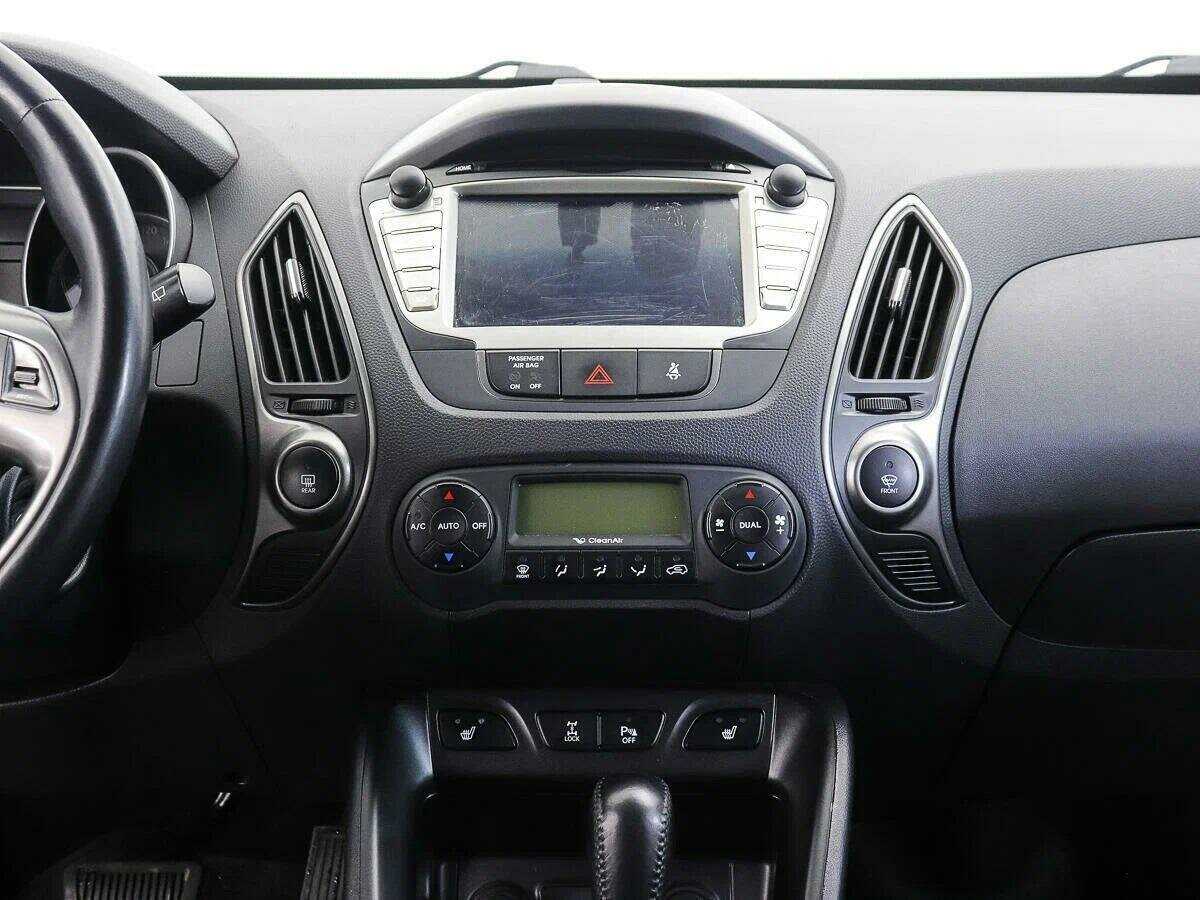 Hyundai ix35 с пробегом — 2015 год. Фото: #13