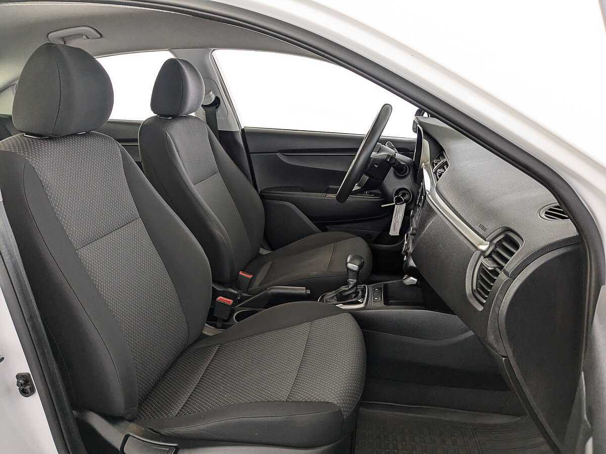 Kia Rio с пробегом — 2021 год. Фото: #20