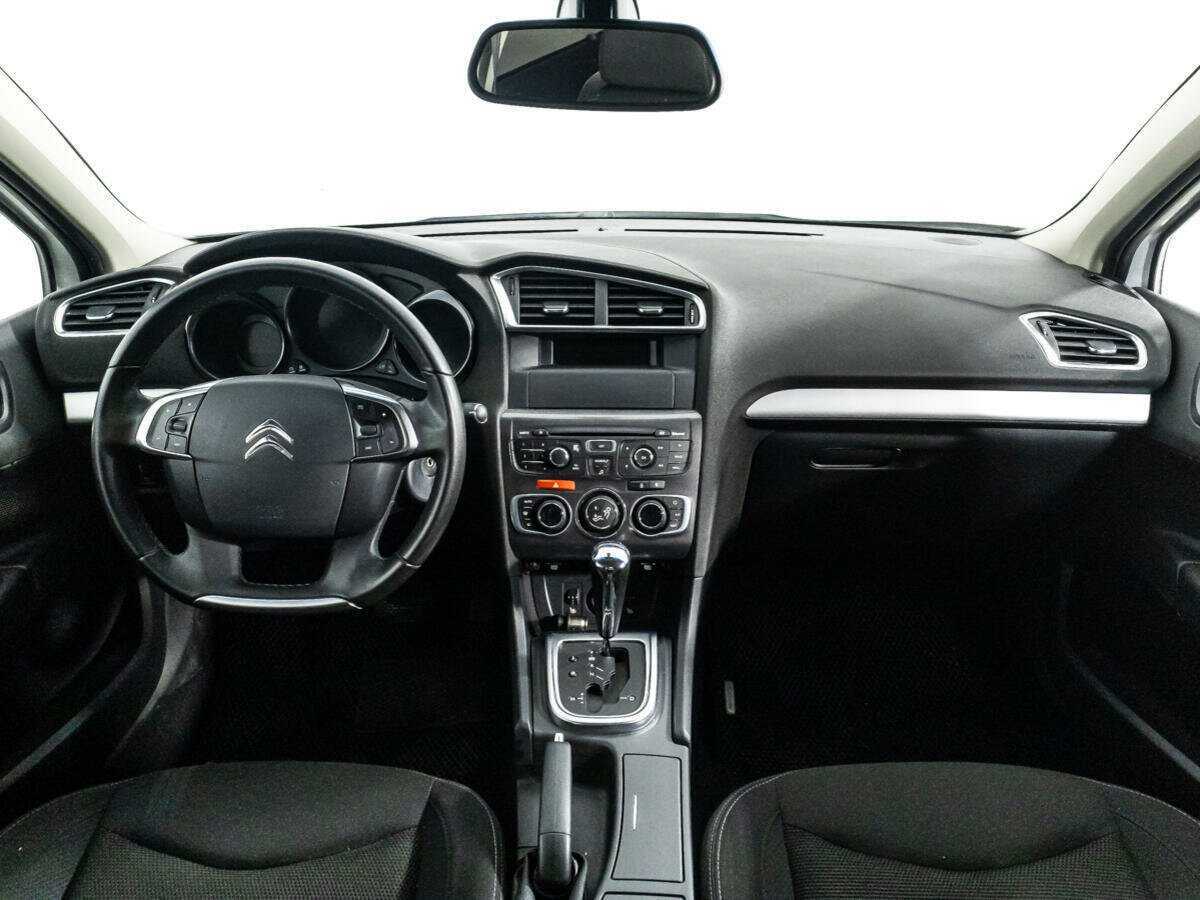 Citroen C4 с пробегом — 2013 год. Фото: #12