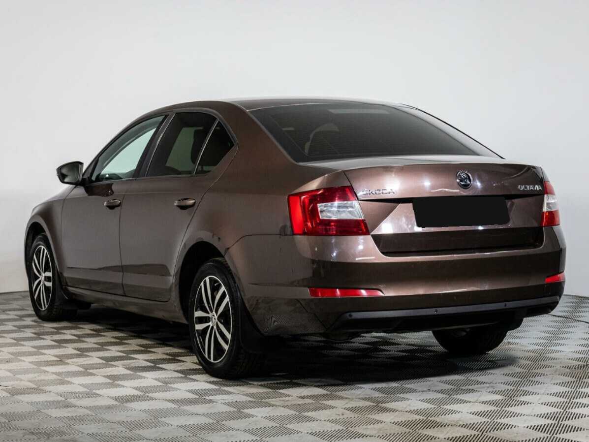 Skoda Octavia с пробегом — 2014 год. Фото: #5