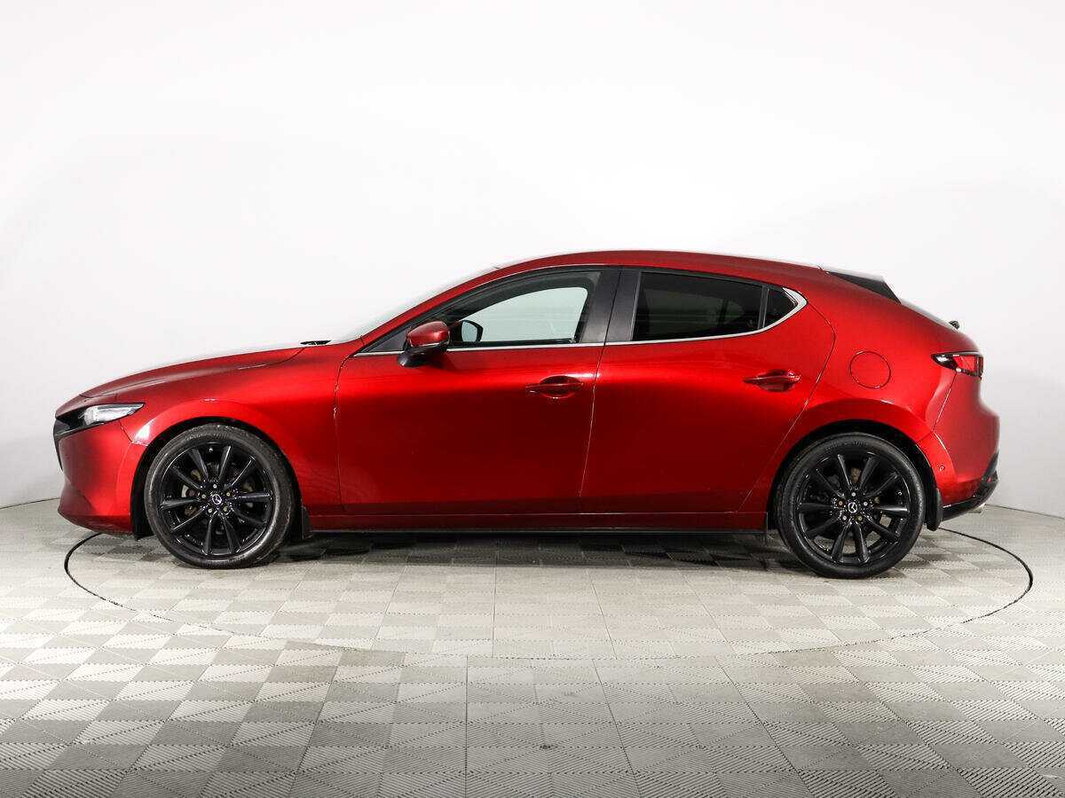 Mazda 3 с пробегом — 2019 год. Фото: #3