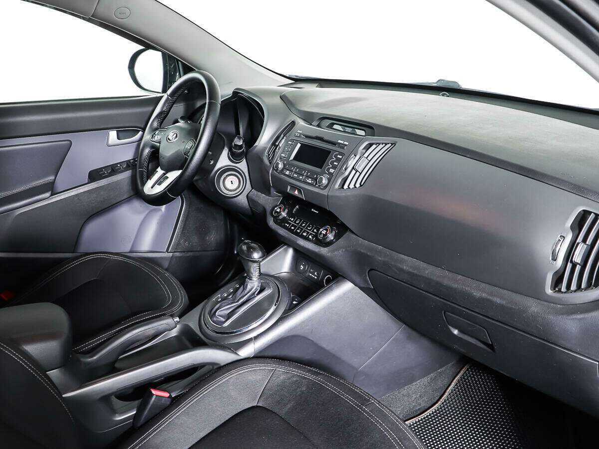 Kia Sportage с пробегом — 2012 год. Фото: #8